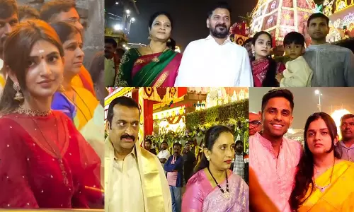 వీడియోస్ : వైకుంఠ ఏకాదశికి తిరుమలలో భక్తుల సందడి.. రాజకీయ, సినీ, క్రీడా ప్రముఖుల సందర్శనం