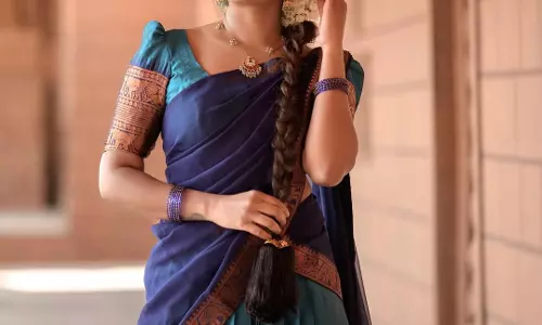 Eesha Rebba Shines In A Graceful Traditional Look