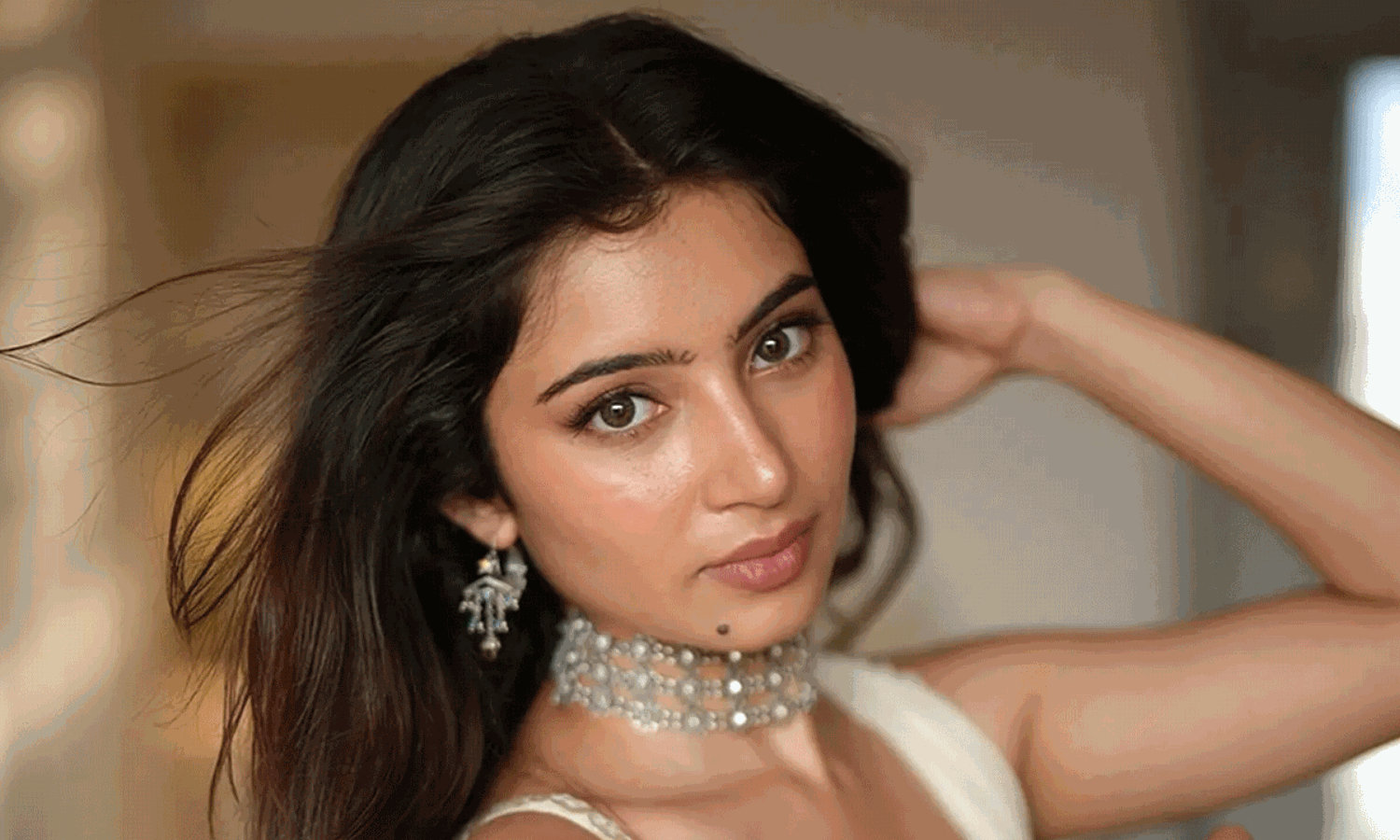 ధురంధర్ ఎఫెక్ట్.. ఫస్ట్ హీరోయిన్ సారానే..