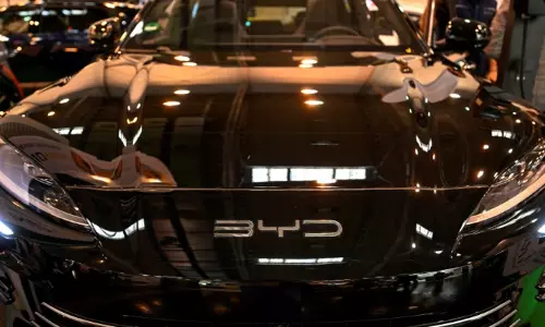 ఈవీ సేల్స్ లో టెస్లాకు షాకిచ్చింది... ఏమిటీ బీవైడీ కంపెనీ  లెక్క!