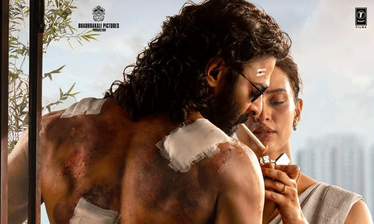 యానిమల్ వైబ్స్ లో ప్రభాస్ కటౌట్