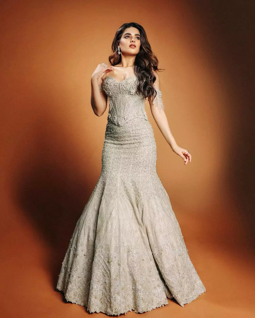 Nidhhi Agerwal Radiates Elegance in Every Frame