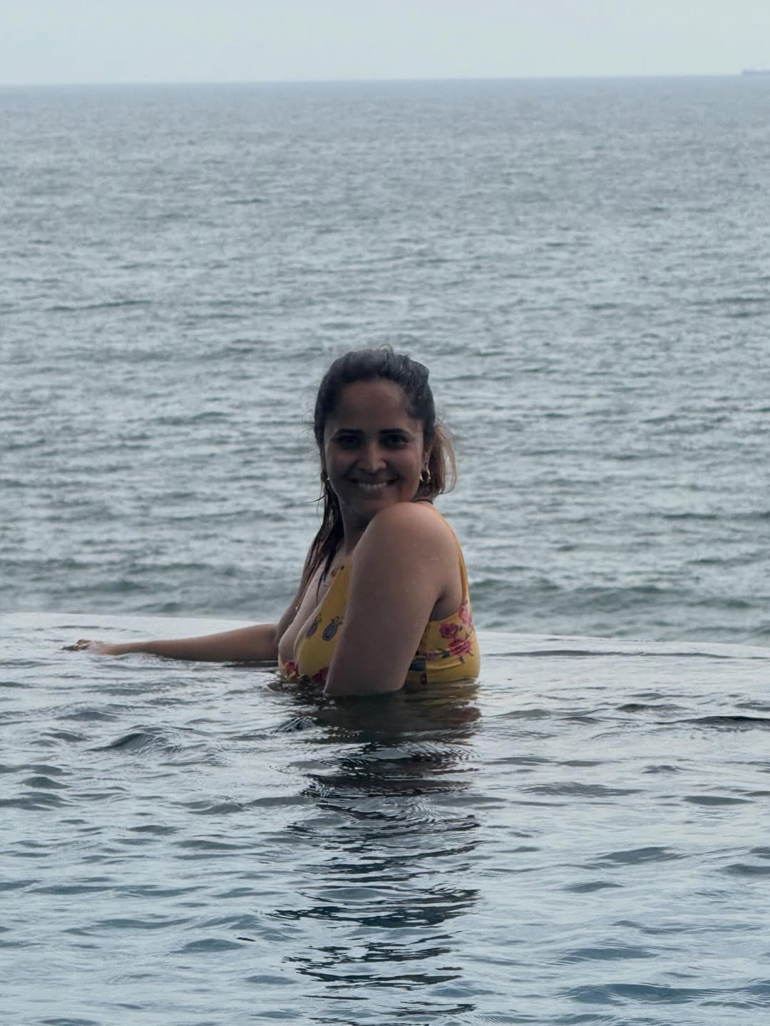 Anasuya Bharadwaj Welcomes 2026 With Her Husband in Pool