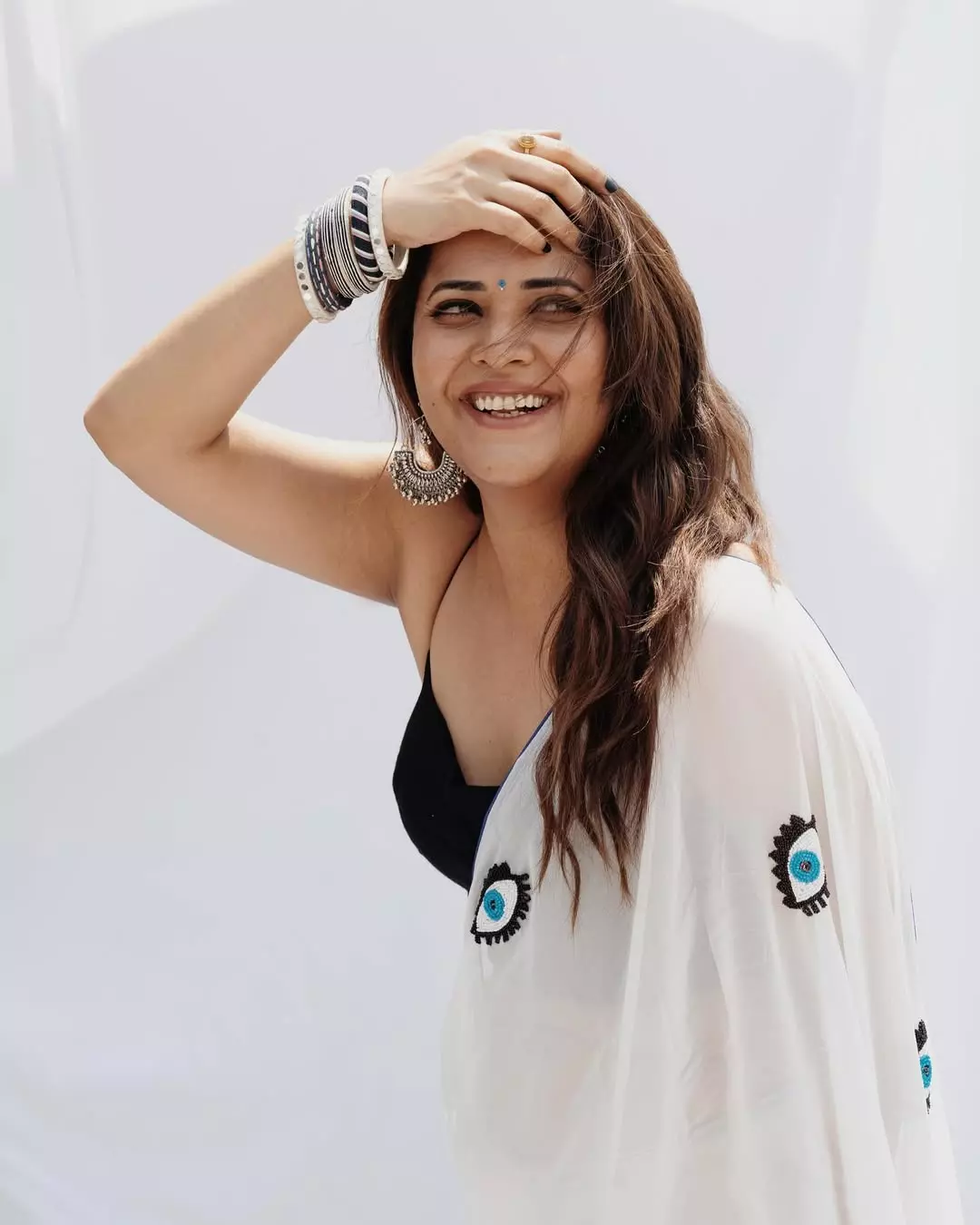 Anasuya Bharadwaj Welcomes 2026 With Her Husband in Pool