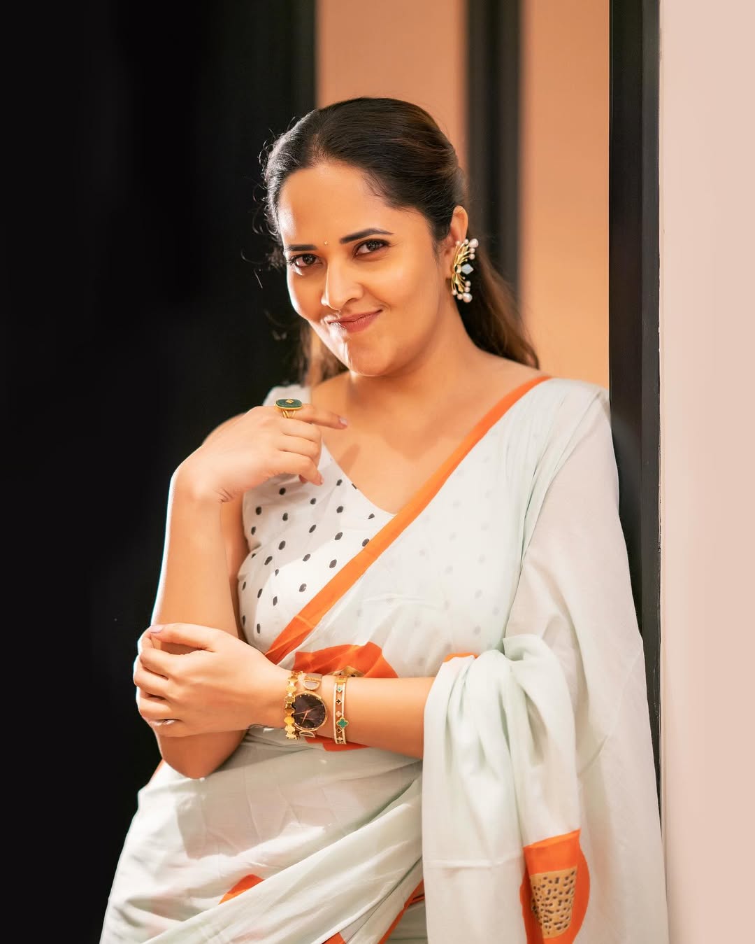 Anasuya Bharadwaj Welcomes 2026 With Her Husband in Pool