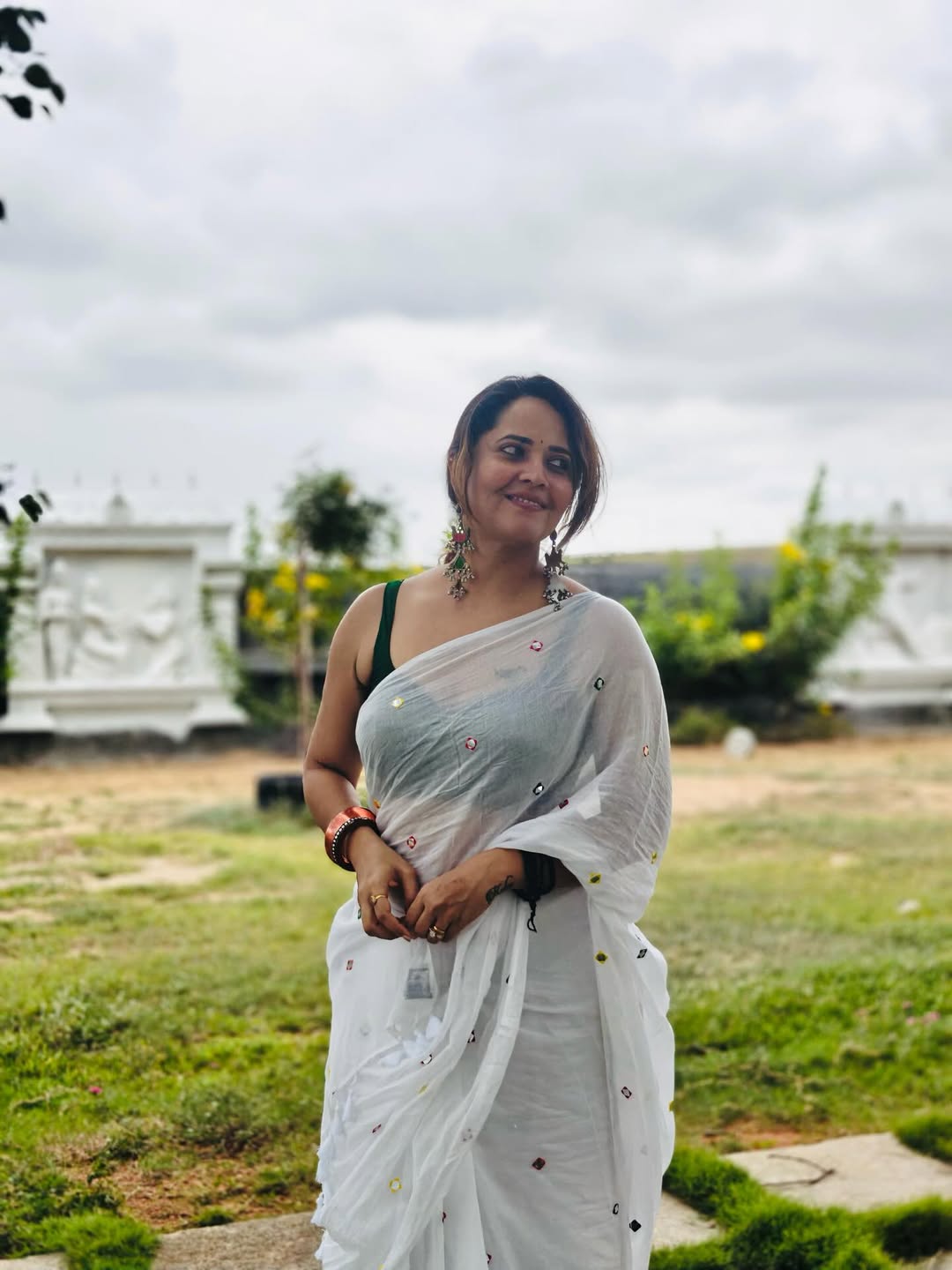 Anasuya Bharadwaj Welcomes 2026 With Her Husband in Pool