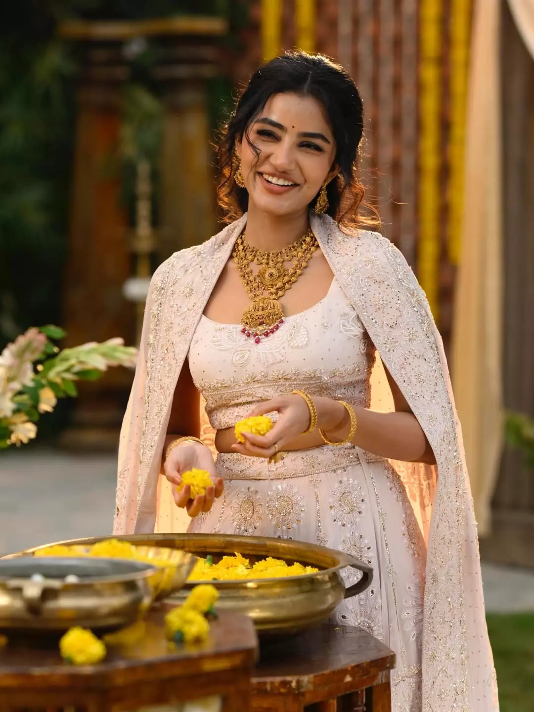 Anupama Parameswaran Radiates Timeless Grace Anupama Parameswaran Radiates Timeless Grace