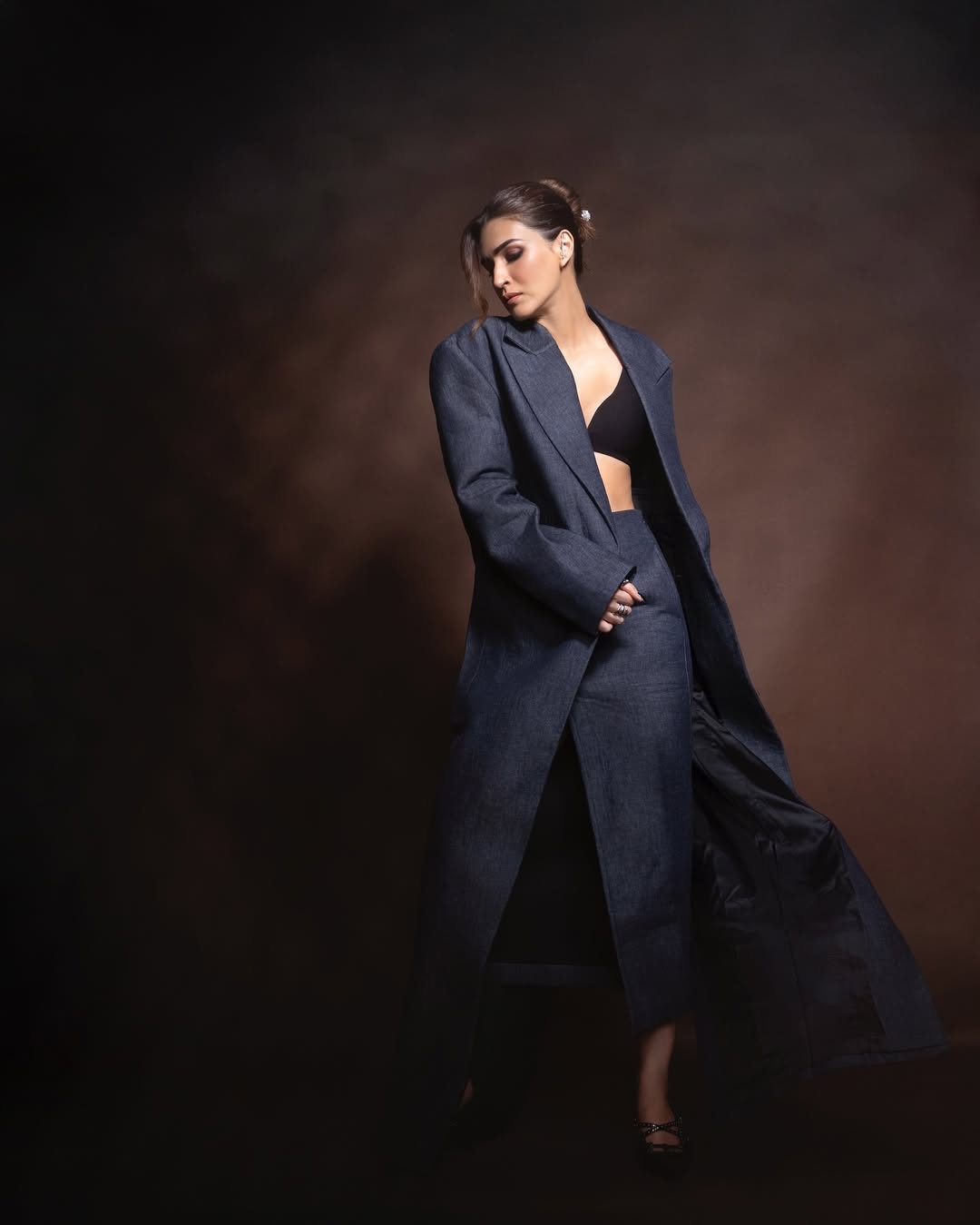 Grounded Grit: Kriti Sanon Redefines Modern Stardom