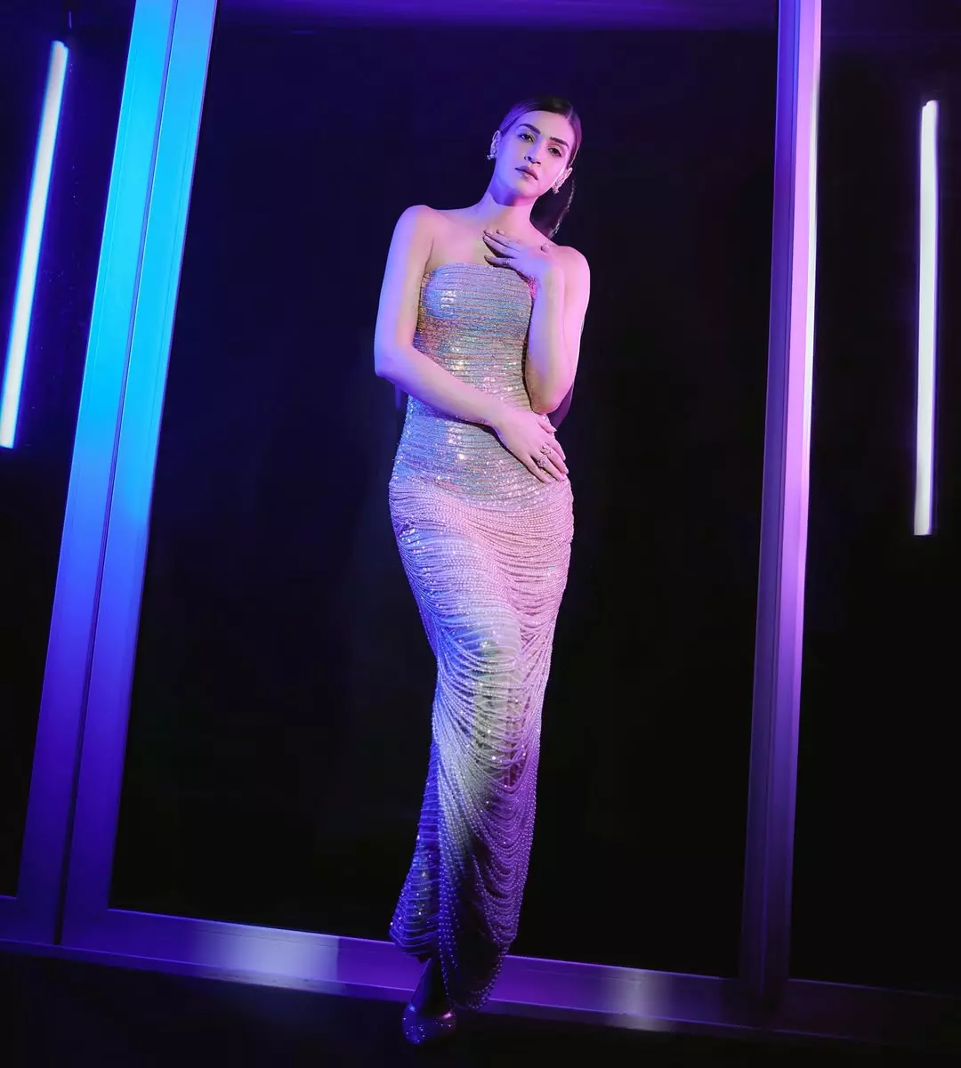 Grounded Grit: Kriti Sanon Redefines Modern Stardom