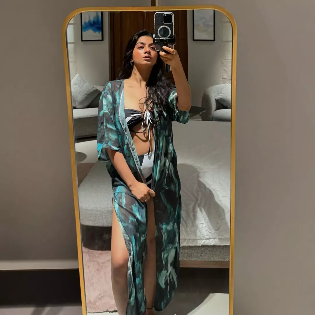 One look and you pause at Garvita Sadhwani