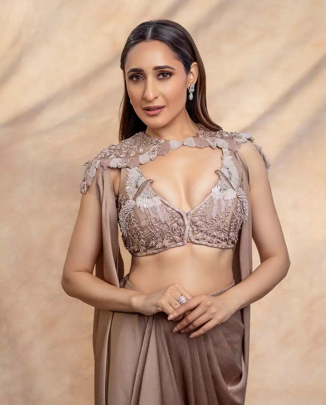 Pragya Jaiswal welcomes 2026 with stunning photos and heartfelt wishes Pragya Jaiswal welcomes 2026 with stunning photos and heartfelt wishes