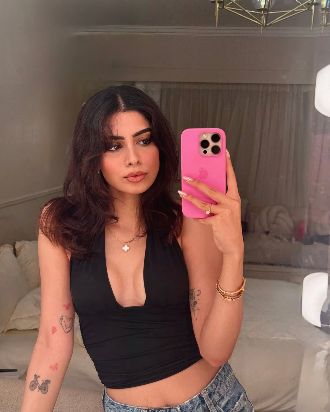 Khushi Kapoor: Bollywood’s Stylish Newcomer in 2026