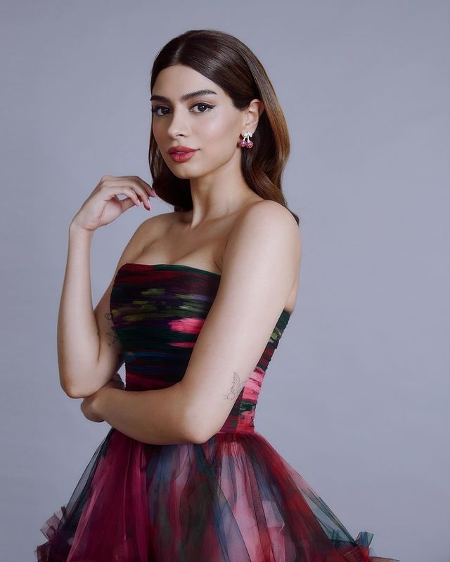 Khushi Kapoor: Bollywood’s Stylish Newcomer in 2026