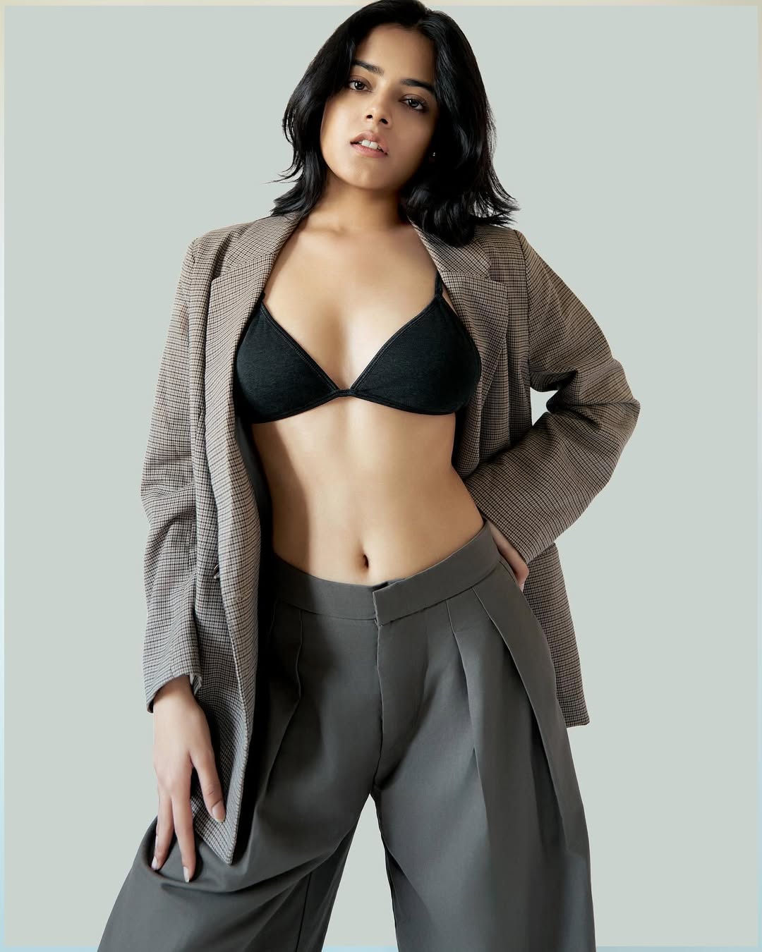 Riddhi Kumar Stuns as Anitha in The Raja Saab Promotions