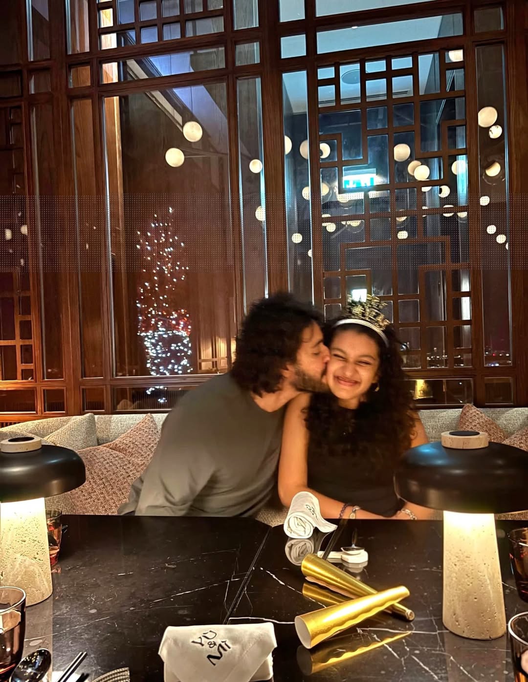 Mahesh Babu Welcomes 2026 with Family Love and Warm Moments Mahesh Babu Welcomes 2026 with Family Love and Warm Moments