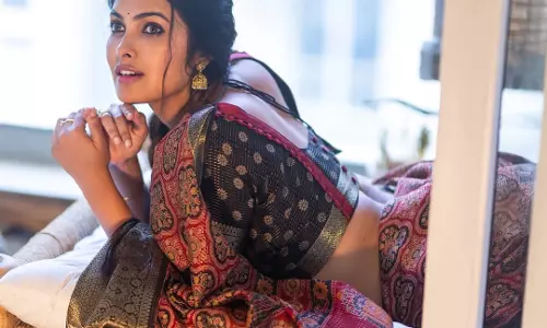 Divi Welcomes the Year with Poise and Positivity