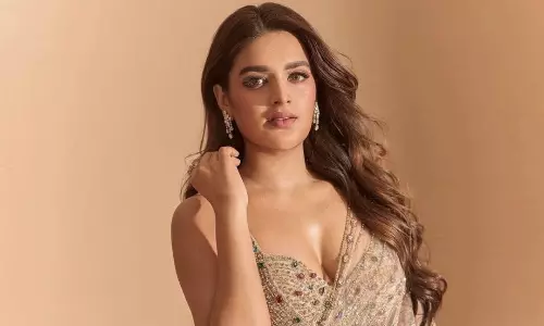 విదేశాల్లో షూటింగ్ అప్పుడు నిధి ఏం చేస్తుందంటే?