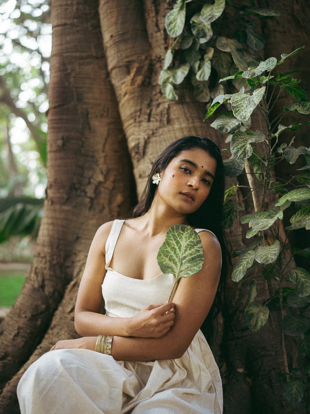 Chaithra J Achar In Elegant White | Chaithra J Achar In Elegant White