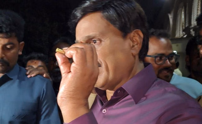 కాల్పులతో దద్దరిల్లిన బళ్లారి.. అసలేమైంది? ఎందుకీ గొడవ?