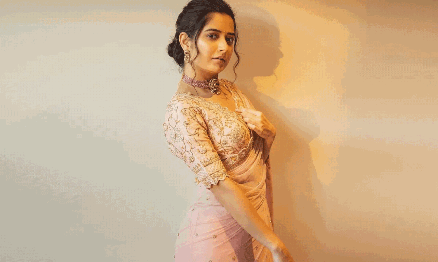 ఆ హీరో హస్బెండ్ మెటీరియల్.. అలాంటి వ్యక్తే భర్తగా రావాలనుకుంటున్నా ఆ హీరో హస్బెండ్ మెటీరియల్.. అలాంటి వ్యక్తే భర్తగా రావాలనుకుంటున్నా