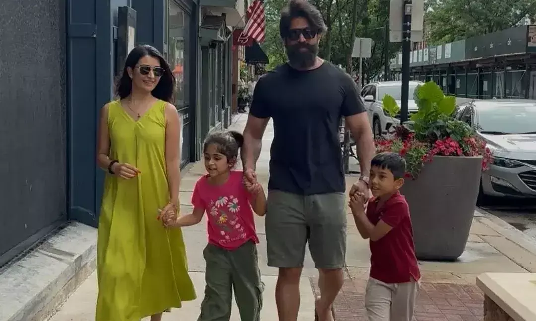 ఇండియన్ సినిమాలో రాక్ సాలిడ్ ఫ్యామిలీమ్యాన్ ఇండియన్ సినిమాలో రాక్ సాలిడ్ ఫ్యామిలీమ్యాన్