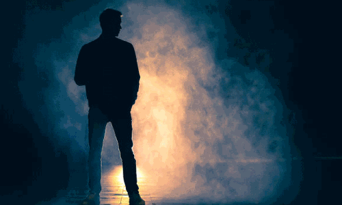 స్టార్ హీరోని ఆ ర‌కంగా చిత్ర‌హింస‌లు పెట్టిన‌ తండ్రి!