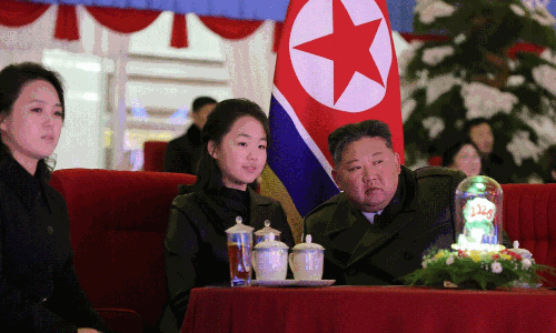 ఇదిగిదిగో.. కిమ్ వార‌సురాలు... ఉత్త‌ర కొరియా కాబోయే రాణి