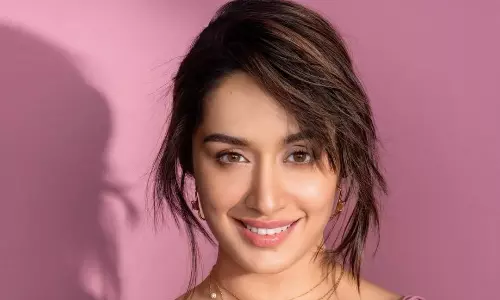 గంద‌ర‌గోళంలోకి నెట్టేసిన శ్ర‌ద్ధా