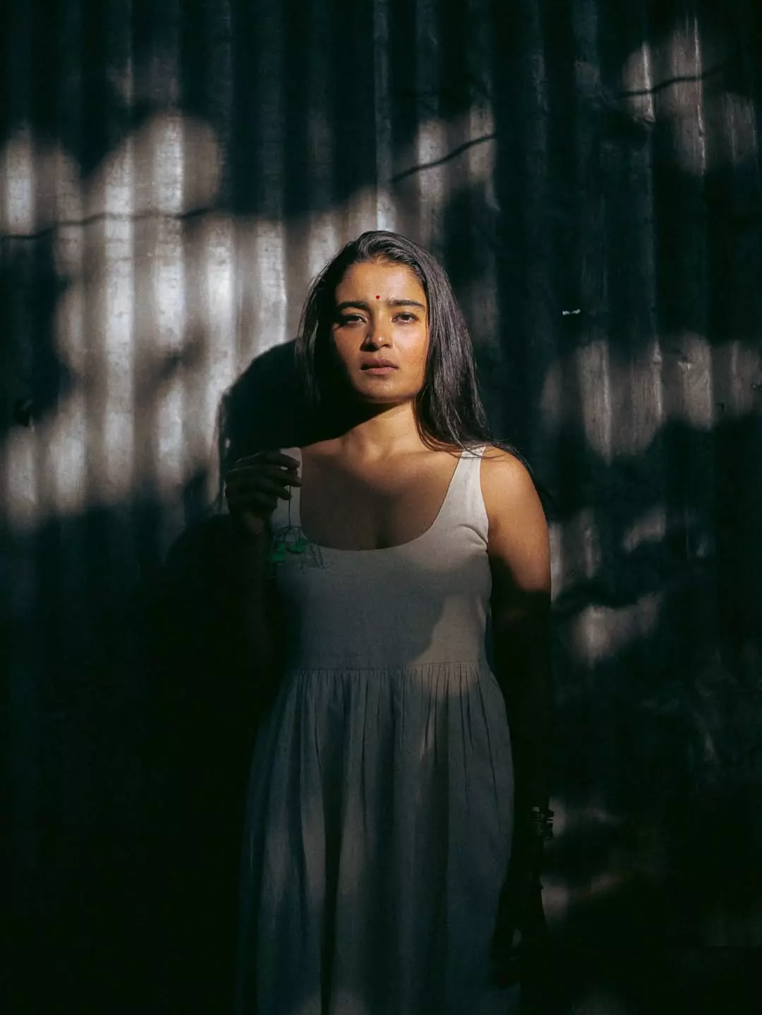 Shadow Game: Chaithra J Achars Enigmatic Glow in Dramatic Light Shadow Game: Chaithra J Achars Enigmatic Glow in Dramatic Light