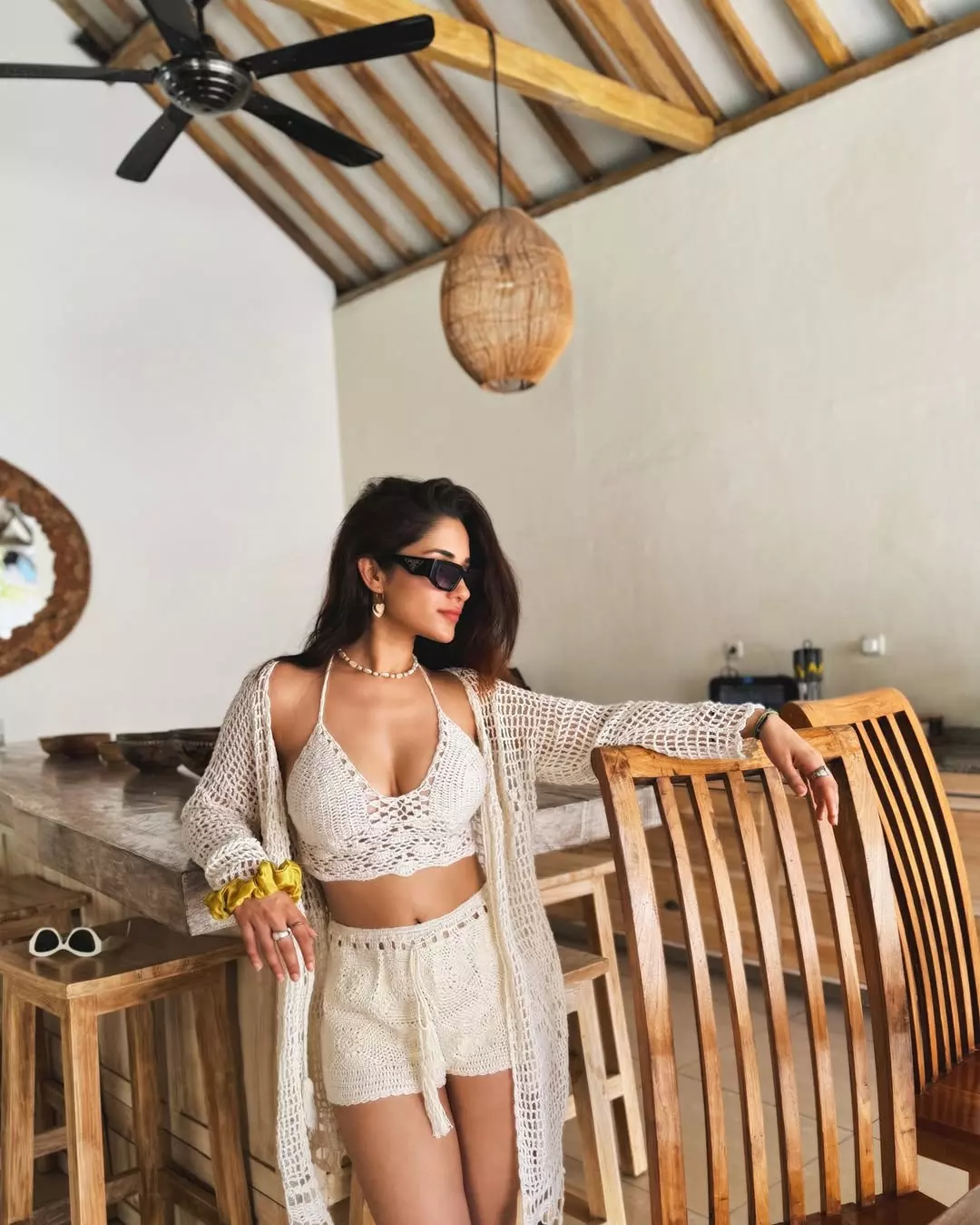 Ruhani Sharmas Crochet Beach Look – Pure Vacation Elegance! Ruhani Sharmas Crochet Beach Look – Pure Vacation Elegance!