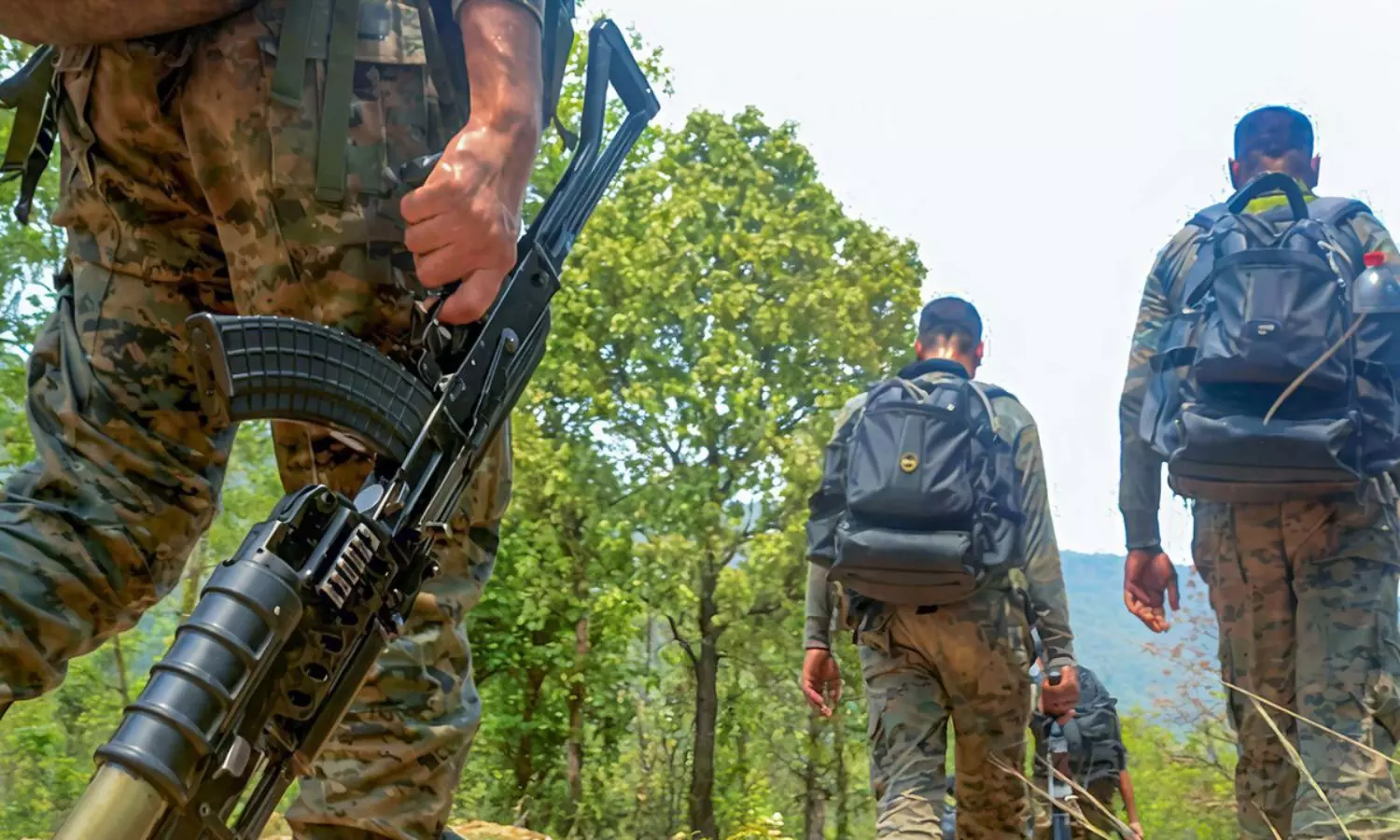 ఒకే రోజు రెండు ఎన్కౌంటర్లు.. 14 మంది మావోయిస్టులు హతం ఒకే రోజు రెండు ఎన్కౌంటర్లు.. 14 మంది మావోయిస్టులు హతం