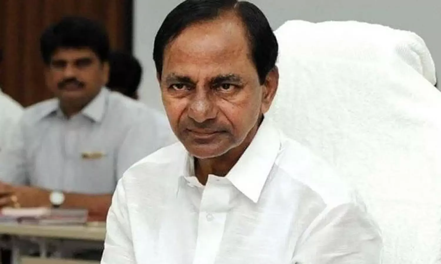 కేసీఆర్ ని నిలదీయాలని ప్రిపేర్ అయిన రేవంత్...కానీ !