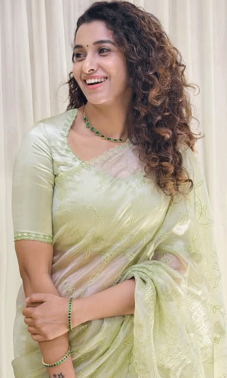 Priya Bhavani Shankar Welcomes 2026 in Elegant Green Saree Bliss