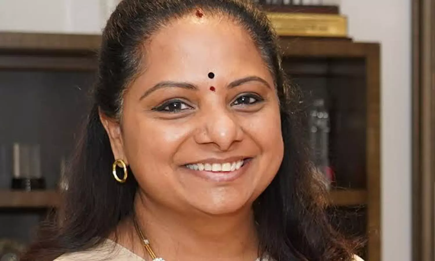 తోక ఎవరు? కుక్క ఎవరు కవితక్కా? తోక ఎవరు? కుక్క ఎవరు కవితక్కా?