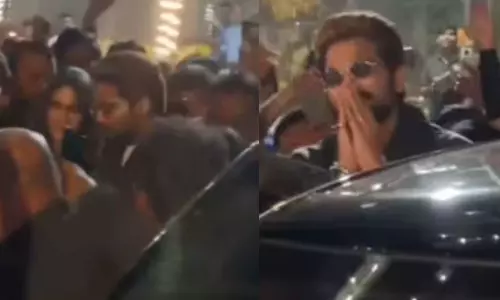 బ‌న్ని-స్నేహ జంట‌ను రౌండ‌ప్ చేసిన జ‌నం