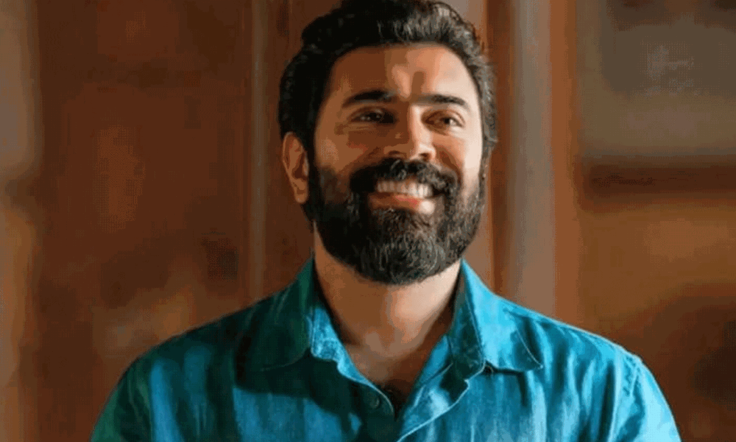 పదేళ్ల తర్వాత మళ్లీ వార్తల్లో ఆ పేరు...!