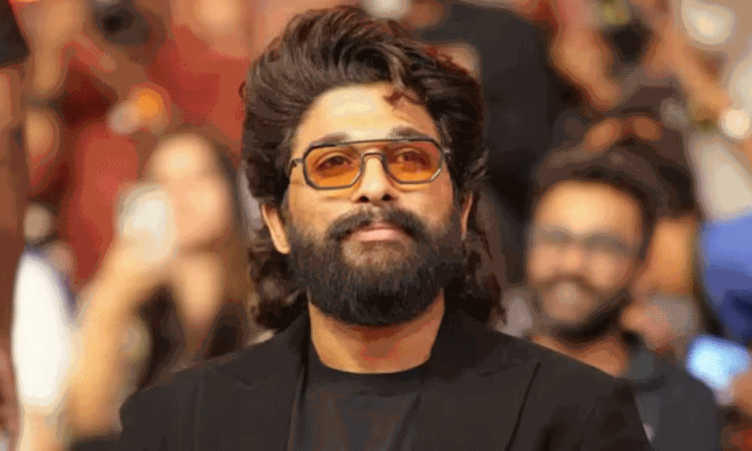 కోలీవుడ్ స్టార్స్ బిగ్ స్ట్రగుల్స్ బన్నీకి వరంగా మారాయా? కోలీవుడ్ స్టార్స్ బిగ్ స్ట్రగుల్స్ బన్నీకి వరంగా మారాయా?