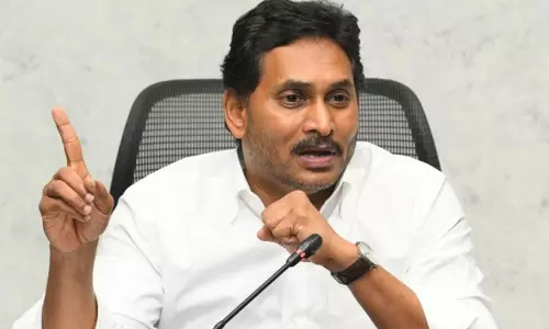 జాతీయ రాజకీయాలపై జగన్ ఫోకస్.. మమతా బెనర్జీకి ట్వీట్ తో మొదలు!