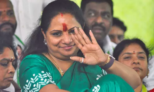 కవిత కొత్త పార్టీ...ముళ్ళు గుచ్చుకునేది అక్కడే !