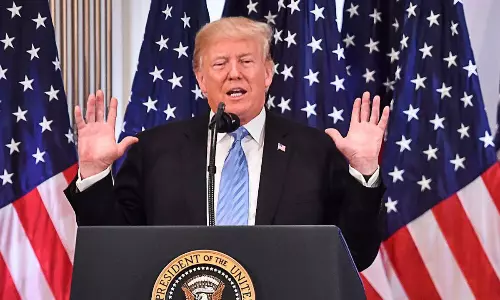 ట్రంపరితనం.. ప్రపంచానికి శాంతిపాఠమా? యుద్ధ సంకేతమా?