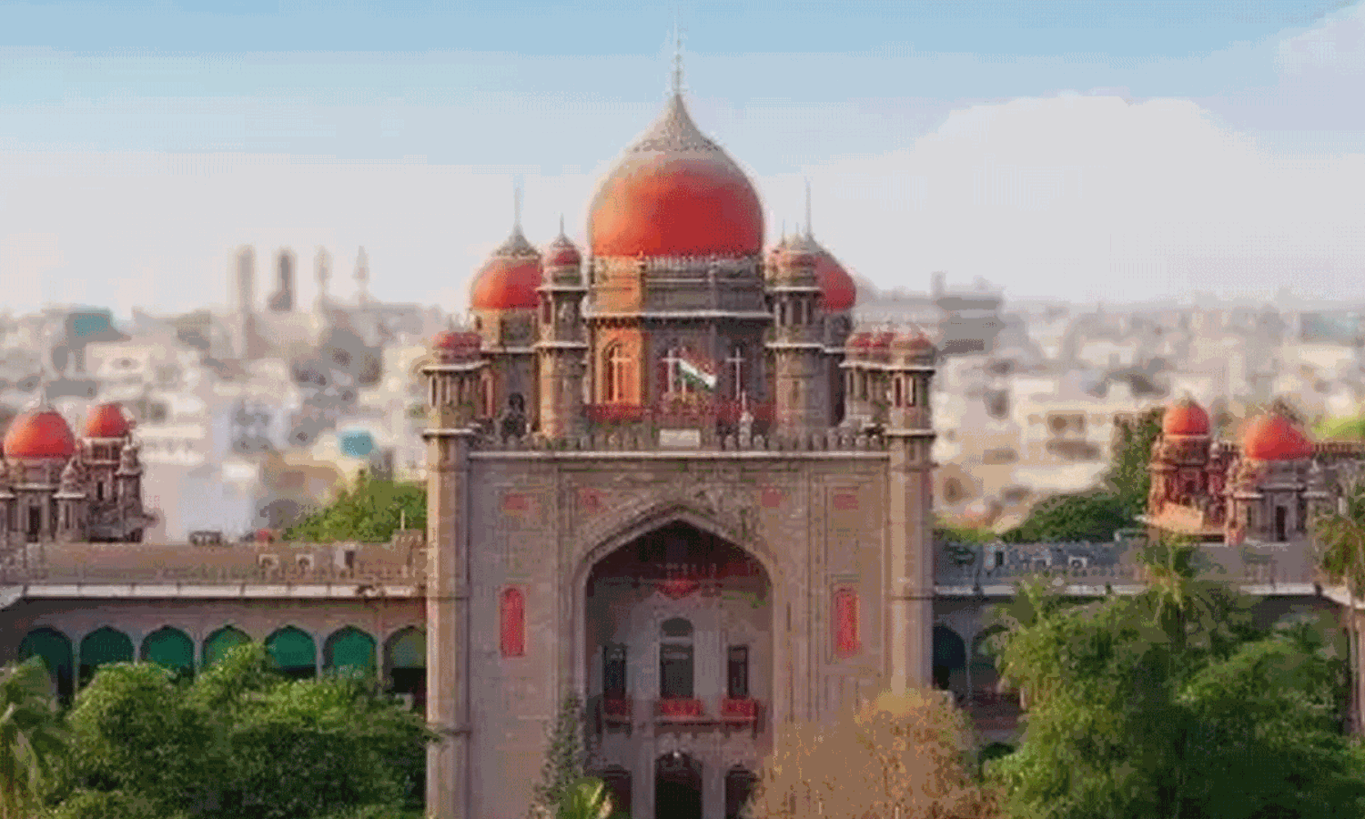 విడాకుల కేసులో తెలంగాణ హైకోర్టు కీలక వ్యాఖ్యలు.. అది నేరం కాదని స్పష్టం!