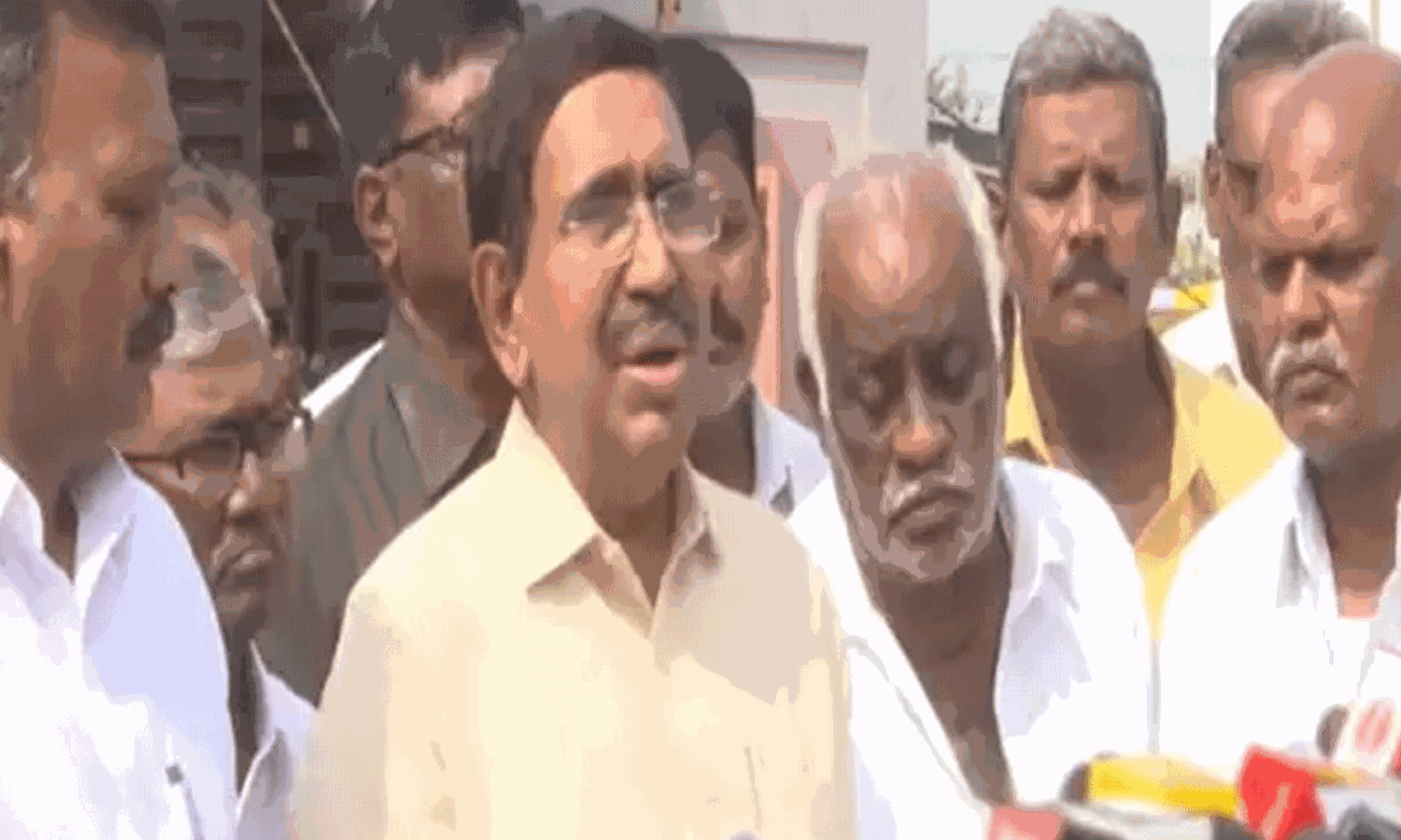 మంత్రి నారాయణకు రాజధాని రైతుల షాక్.. రెండో విడత భూసమీకరణలో ట్విస్ట్ మంత్రి నారాయణకు రాజధాని రైతుల షాక్.. రెండో విడత భూసమీకరణలో ట్విస్ట్