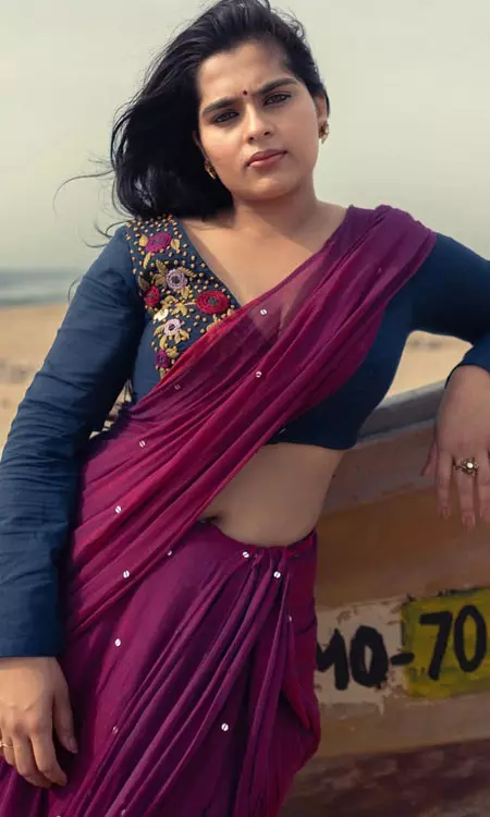 Masooda Fame Kavya Kalyanram Mesmerizes In Elegant Beach Saree Look