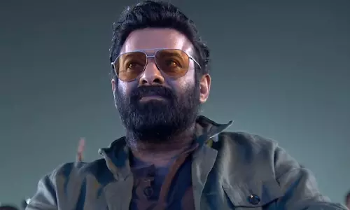 ప్రభాస్ గౌరవమే వేరు.. బీటౌన్ లో అది చచ్చిపోయింది: బాలీవుడ్ సీనియర్ నటి