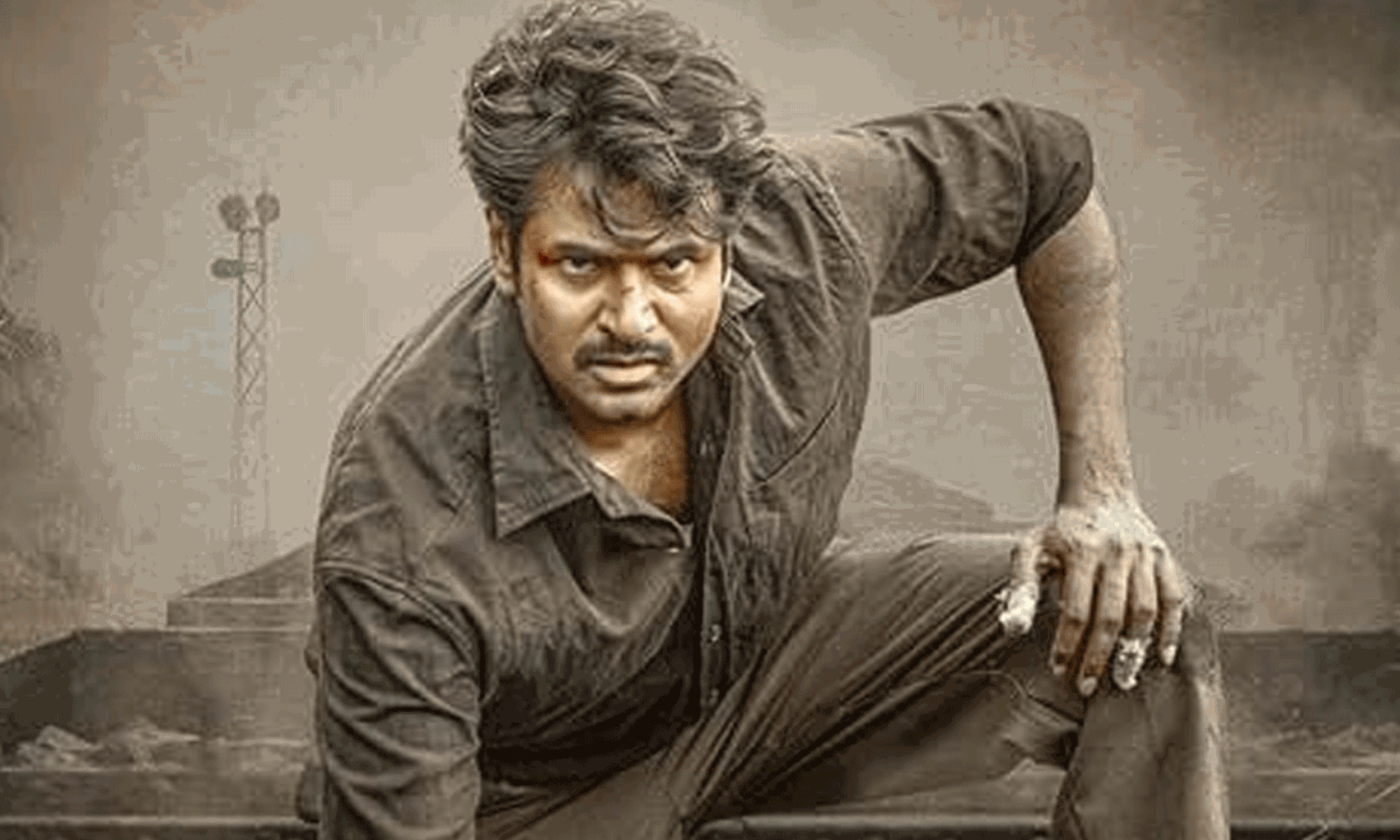 సోలోగా పరాశక్తి.. రిస్క్ ఎక్కువే..? సోలోగా పరాశక్తి.. రిస్క్ ఎక్కువే..?