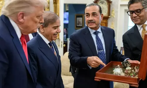 దేశాన్ని మరింత నాశనం చేసుకుంటున్న పాక్.. అందుకే అమెరికాకు అంత విలువైన సంపద..