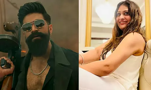 హాట్ టాపిక్: లేడీ డైరెక్టర్ నుంచి ఇలాంటి సీనా?