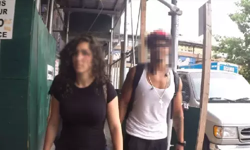 ఆఫ్రికానే కాదు.. అమెరికాలోనూ అంతే.. ఆడది కనబడితే చాలు.. వైరల్ వీడియో