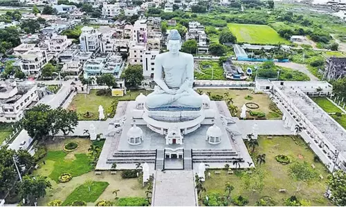 అమరావతి రాజధాని చట్టబద్ధం చేసినా...డౌట్లు ఎన్నో ?