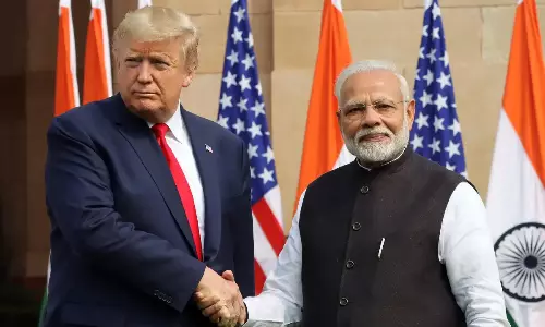 మోడీ సైలెన్స్ వార్.. ట్రంప్ ను ఆడుకుంటున్నాడుగా..